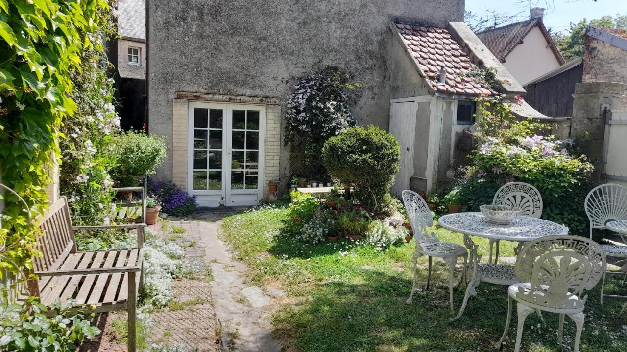 Abrigermaine Bed & Breakfast Arromanches-les-Bains Bagian luar foto